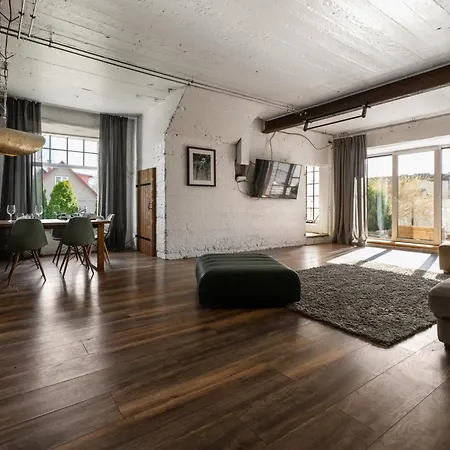 Kuenni Villa, Saun Ja Mullivann Vila Viljandi (Viljandimaa)