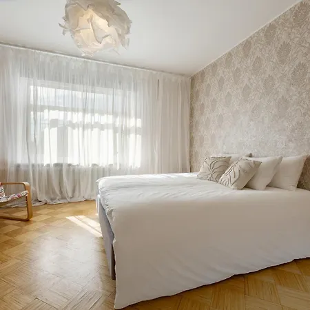 Kuenni Villa, Saun Ja Mullivann Villa *
