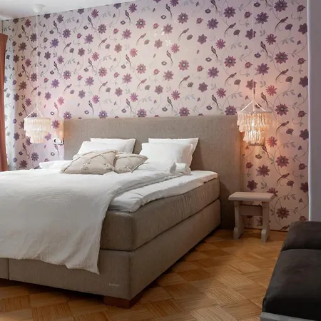 Kuenni Villa, Saun Ja Mullivann فيلة فيلياندي