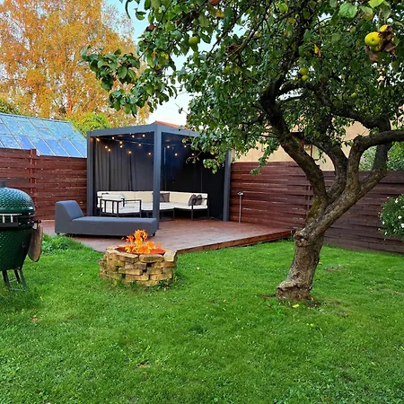 Kuenni Villa, Saun Ja Mullivann Vila *