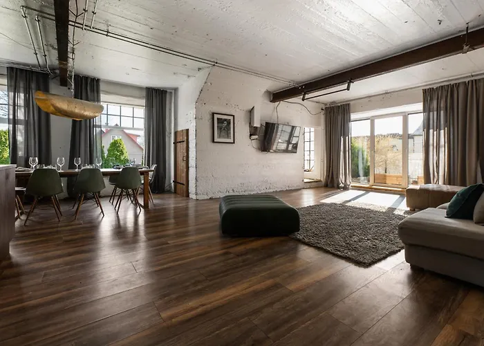 Kuenni Villa, Saun Ja Mullivann Villa Viljandi (Viljandimaa)