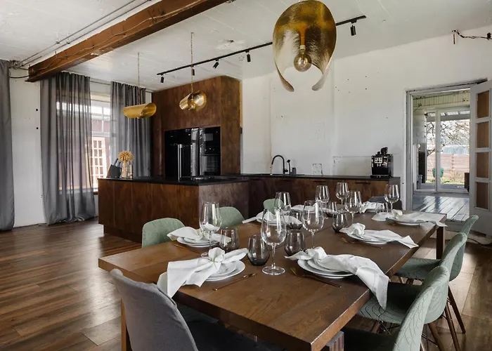 Kuenni Villa, Saun Ja Mullivann Viljandi (Viljandimaa)