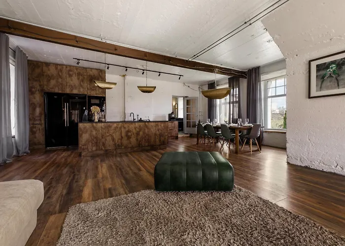 Kuenni Villa, Saun Ja Mullivann Vila Viljandi (Viljandimaa)